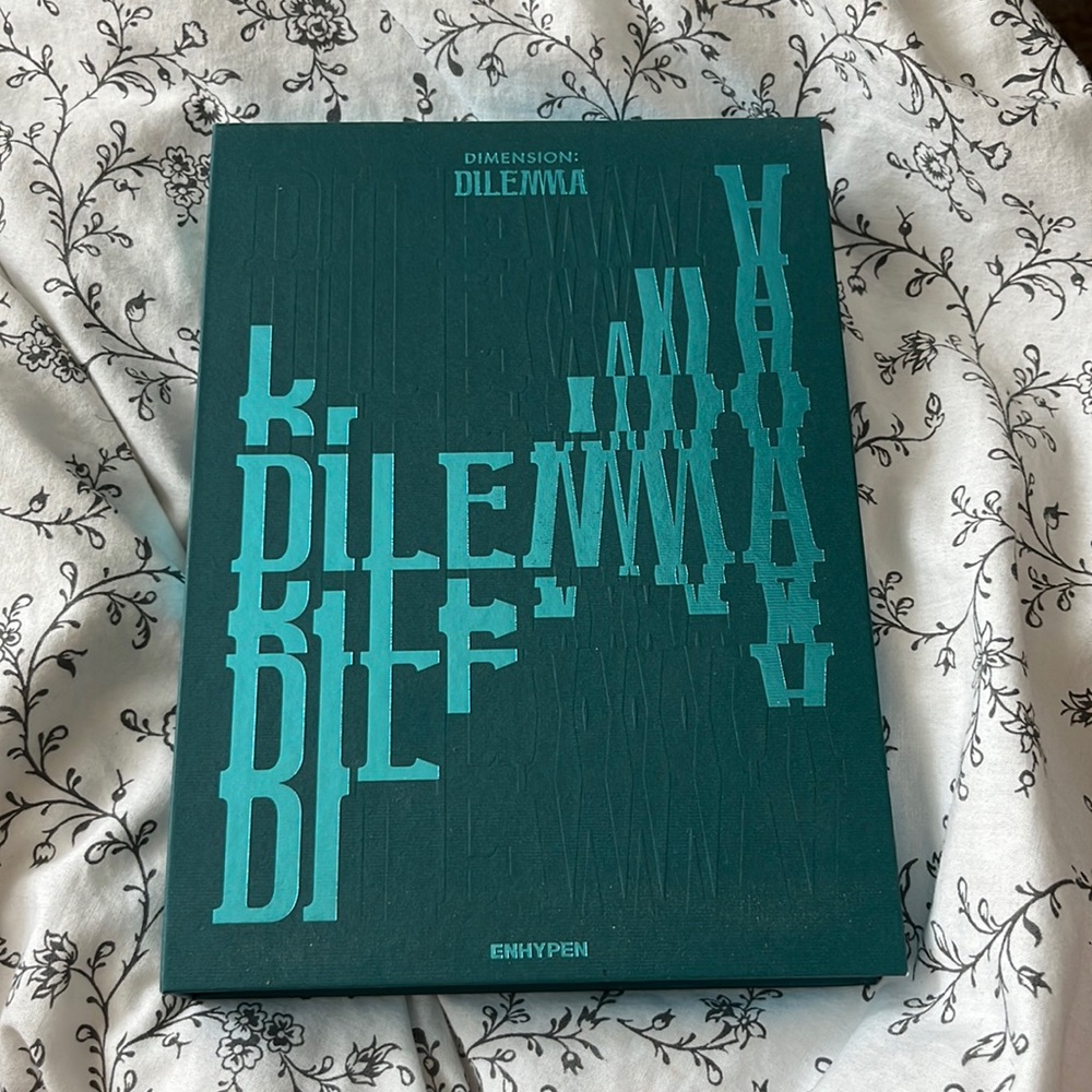 kpop album